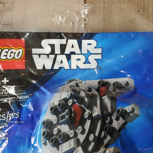 NWT LEGO STAR WARS Millenium Falcon Polybag 72pc 30708 Building Toy Pack - Picture 4 of 7